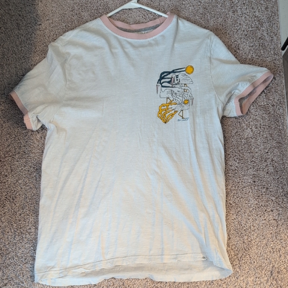 Sovereign Code White and Pink Short Sleeve Tee